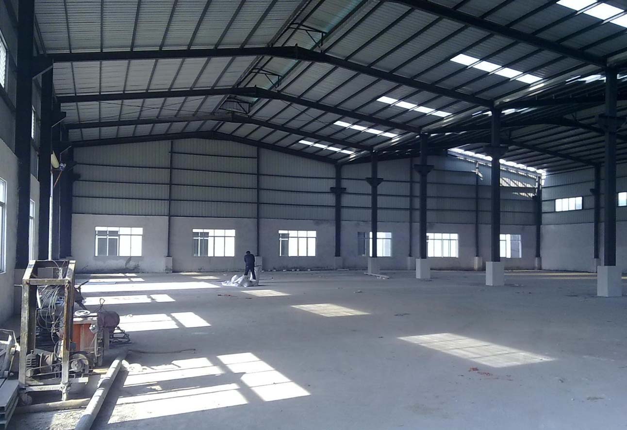 鋼結(jié)構(gòu)廠房工程中常見(jiàn)問(wèn)題及解決辦法