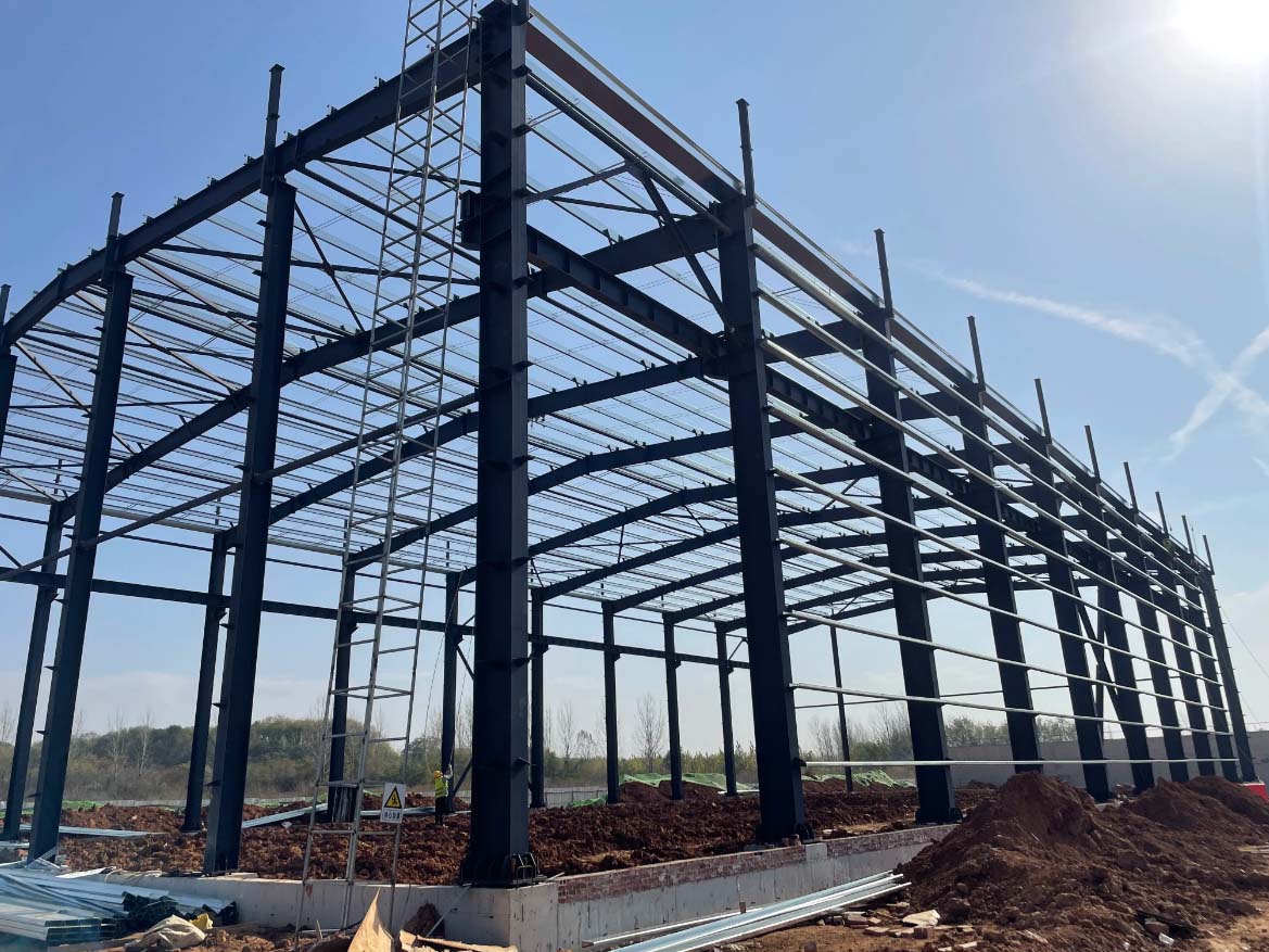 鋼結(jié)構(gòu)廠房的優(yōu)勢(shì)有哪些？